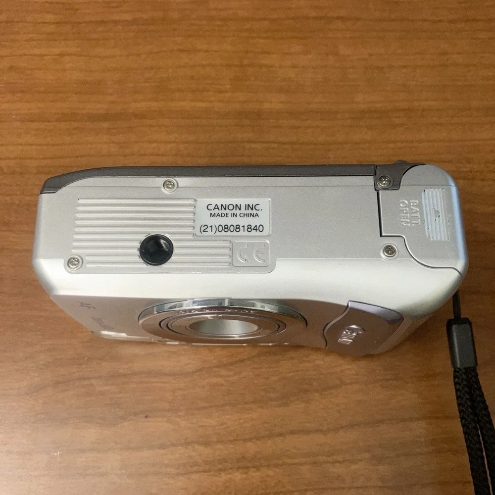 Vintage Canon AF Zoom 60u 35mm Film Point and Shoot Camera Silver - Picture 2 of 8